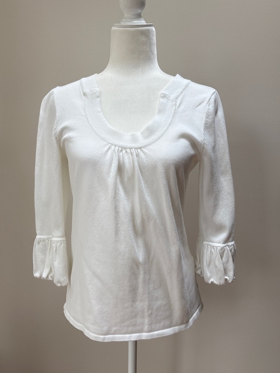 august silk Sweaters - August Silk Crisp White Scoop Neck Ruffle Cuff Knit Lightweight Sweater